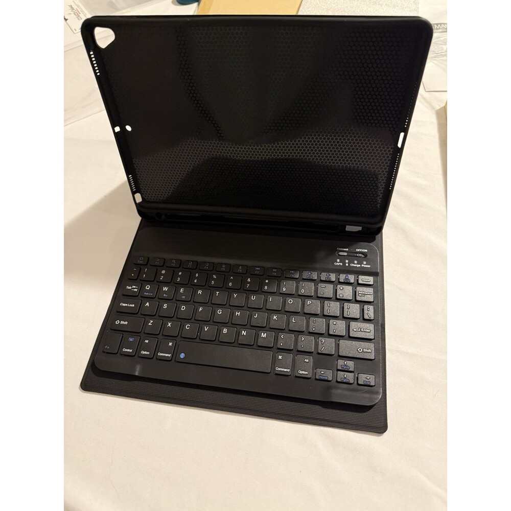 BoxWave SlimKeys Backlit Bluetooth Keyboard Case iPad 10.2 Air 3 Pro 10.5